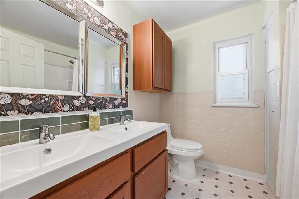 332 Highland Road Pittsburgh, PA 15235 - Photo 23 of 42 Gallery Image 23