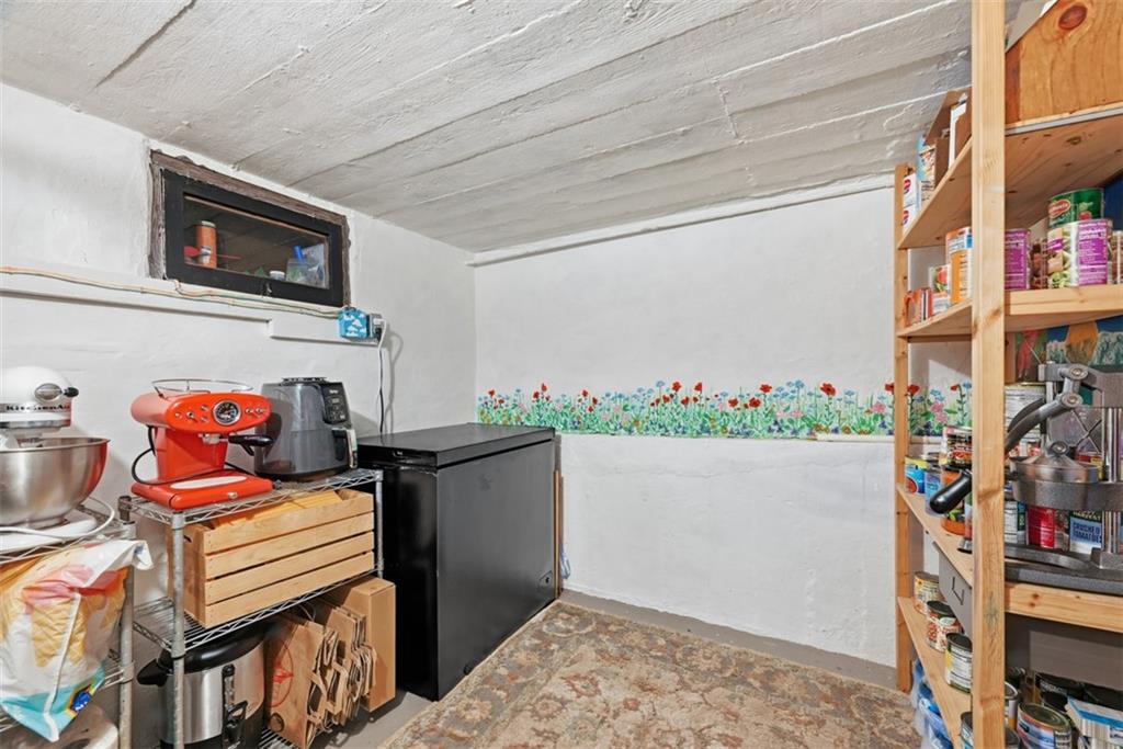 332 Highland Road Pittsburgh, PA 15235 - Photo 35 of 42 Gallery Image 35