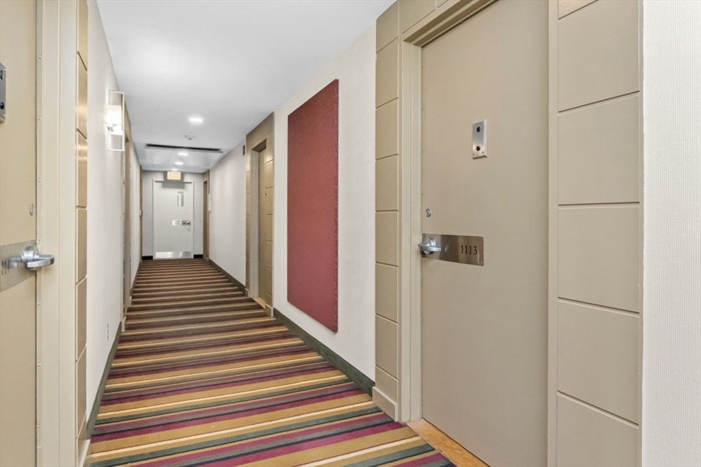 44 Washington Street, Unit 1113 Brookline, MA 02445 - Photo 3 of 28