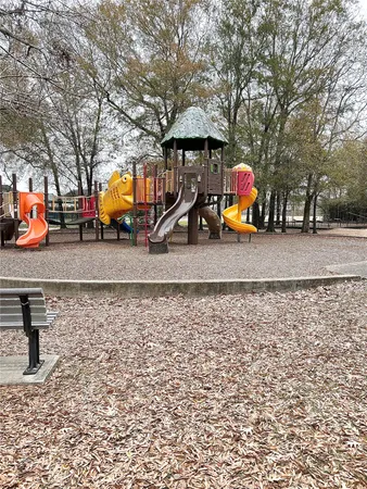 $1,200 | 3300 Pebblebrook Drive, Unit 75, Seabrook, TX 77586