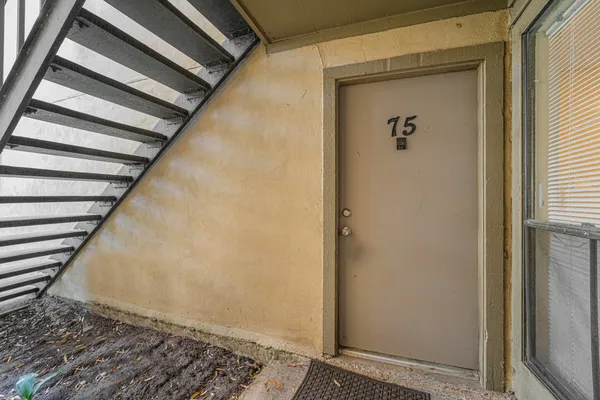 a view of an entryway