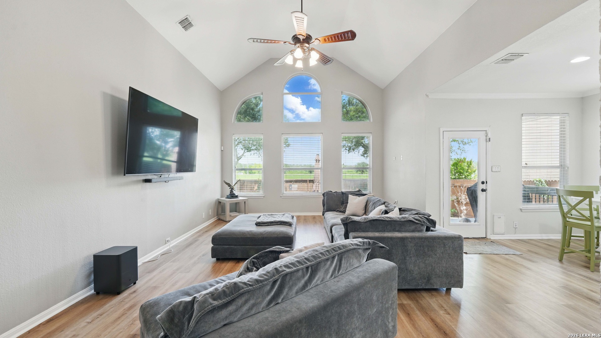 314 Cascade Cove Cibolo, TX 78108 - Photo 4 of 50