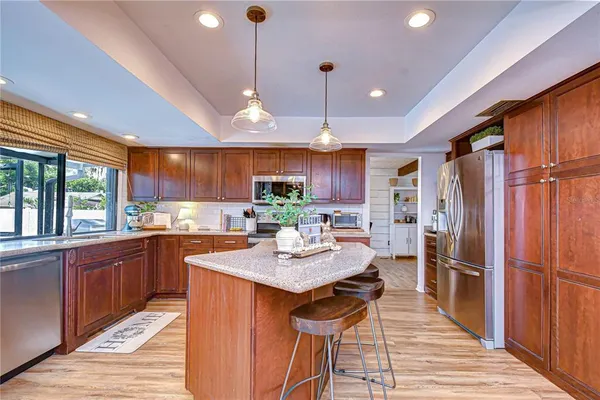 $499,000 | 819 Bluegrass Lane, Brandon, FL 33510