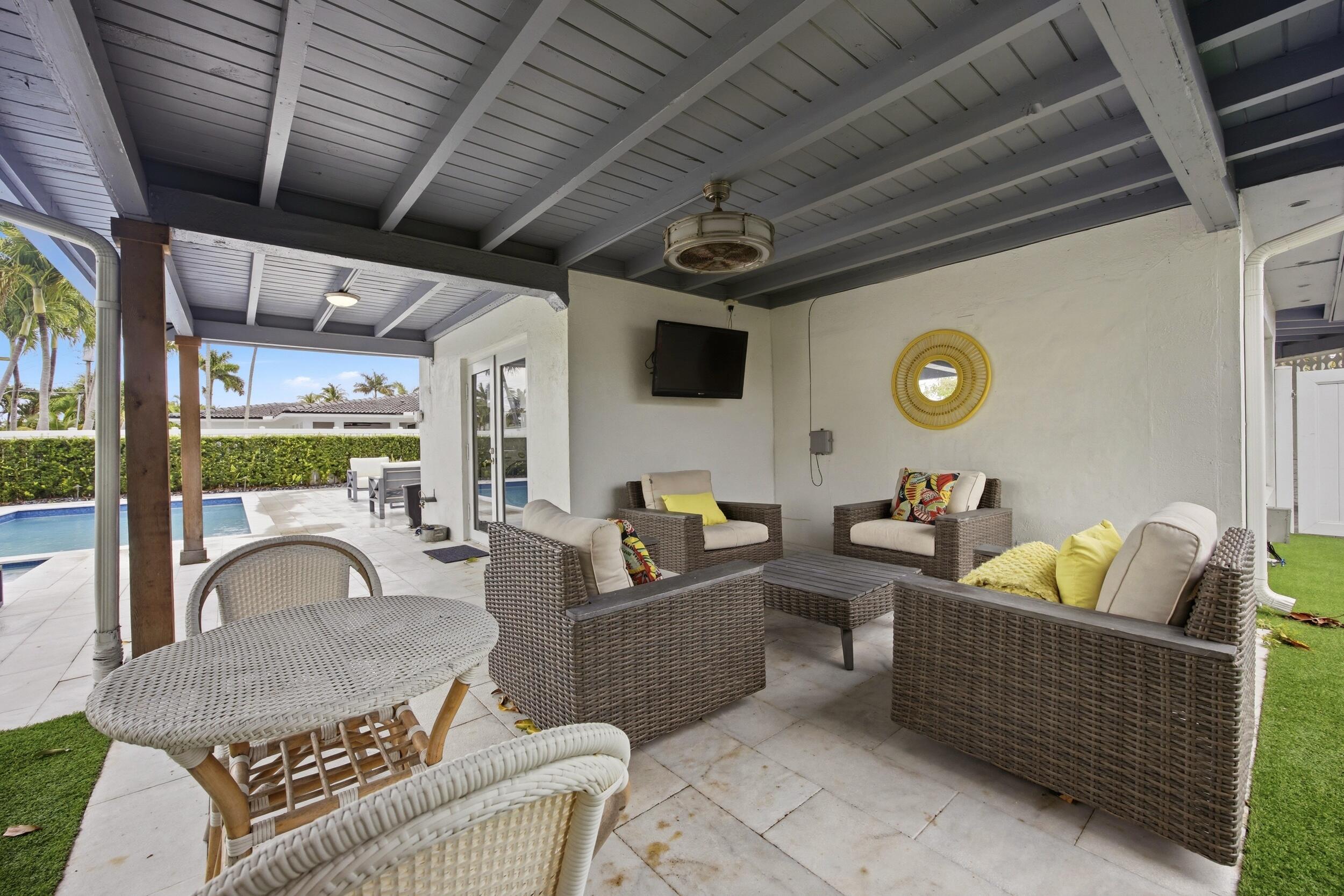 817 Southeast 16th Street Deerfield Beach, FL 33441 - Photo 43 of 55 45_453a9355