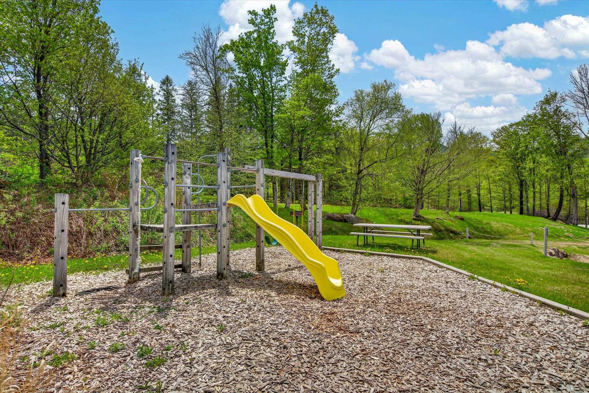 695 East Mountain Road, Unit E7 Killington, VT 05751 - Photo 28 of 32