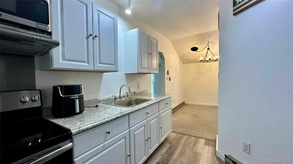 $1,800 | 22 Ludlam Avenue, Unit 2, Bayville, NY 11709