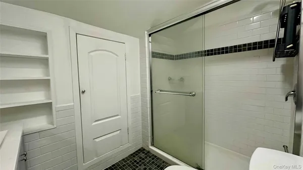 $1,800 | 22 Ludlam Avenue, Unit 2, Bayville, NY 11709