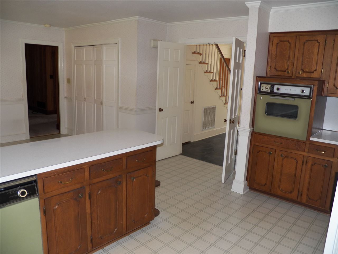 4704 Stiller Street Raleigh, NC 27609 - Photo 8 of 25 Photo 8