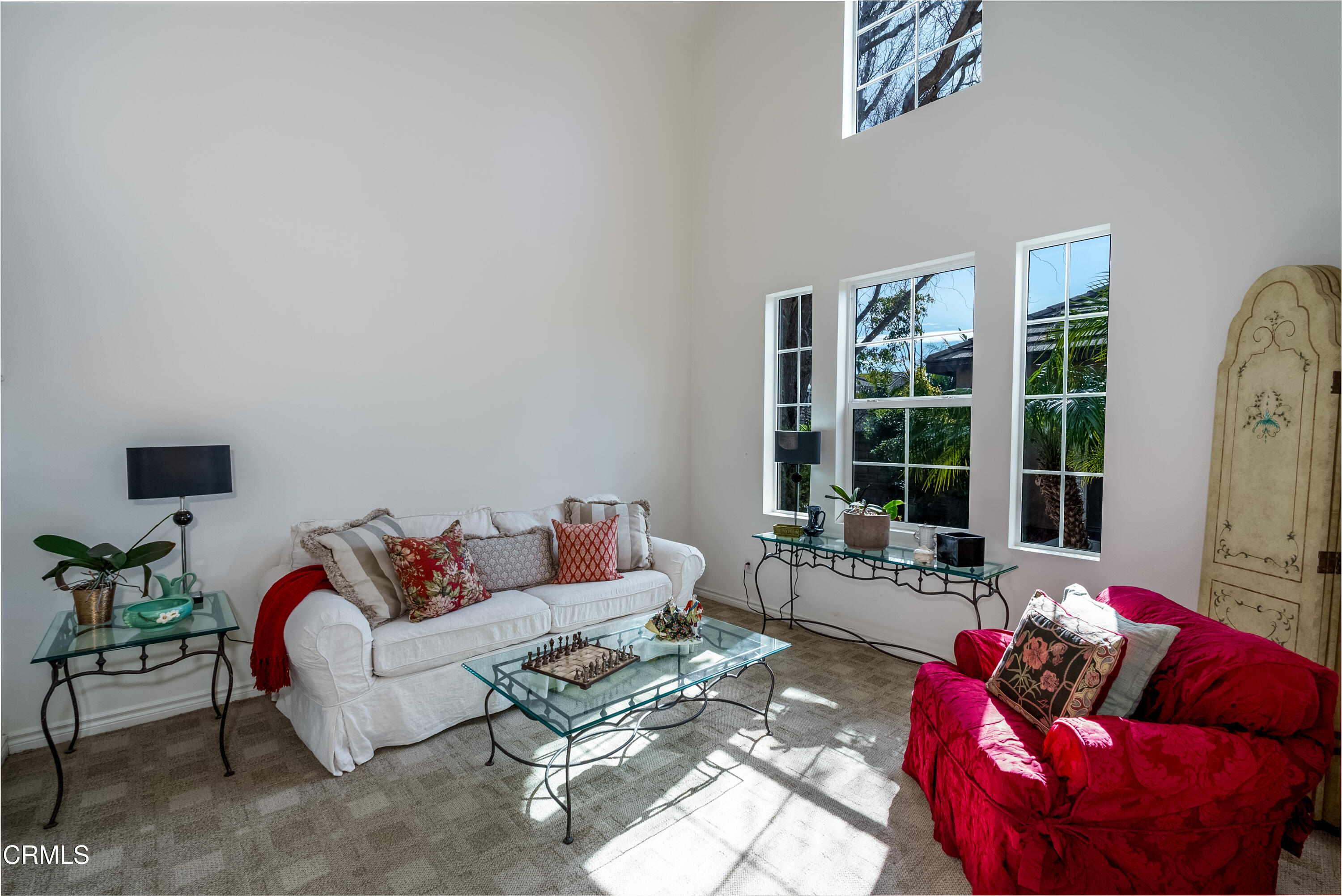 3633 Fairmont Lane Oxnard, CA 93036 - Photo 19 of 42 Living Room