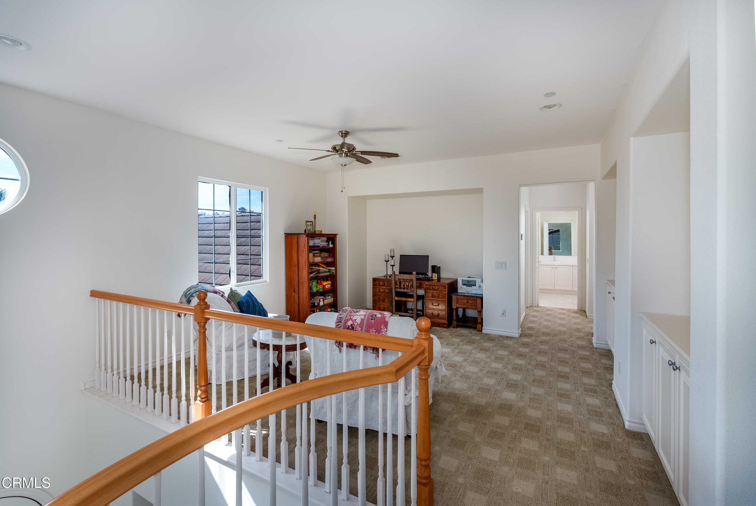 3633 Fairmont Lane Oxnard, CA 93036 - Photo 26 of 42 Hallway