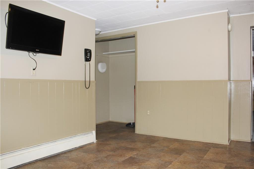 32 Hemlock Street Ellsworth, PA 15331 - Photo 12 of 22 Gallery Image 12
