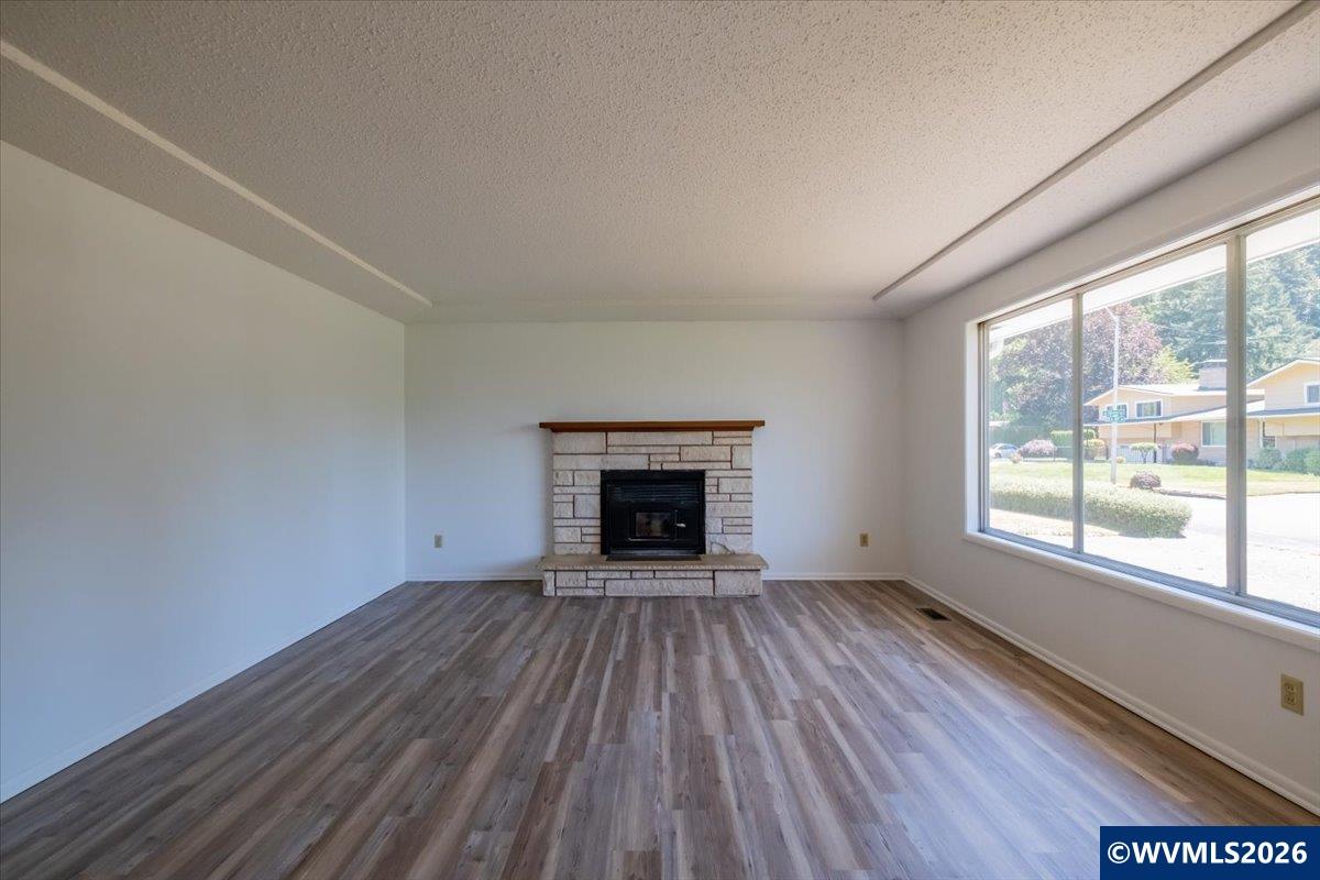 18441 Southeast Clinton Street Gresham, OR 97030 - Photo 8 of 47