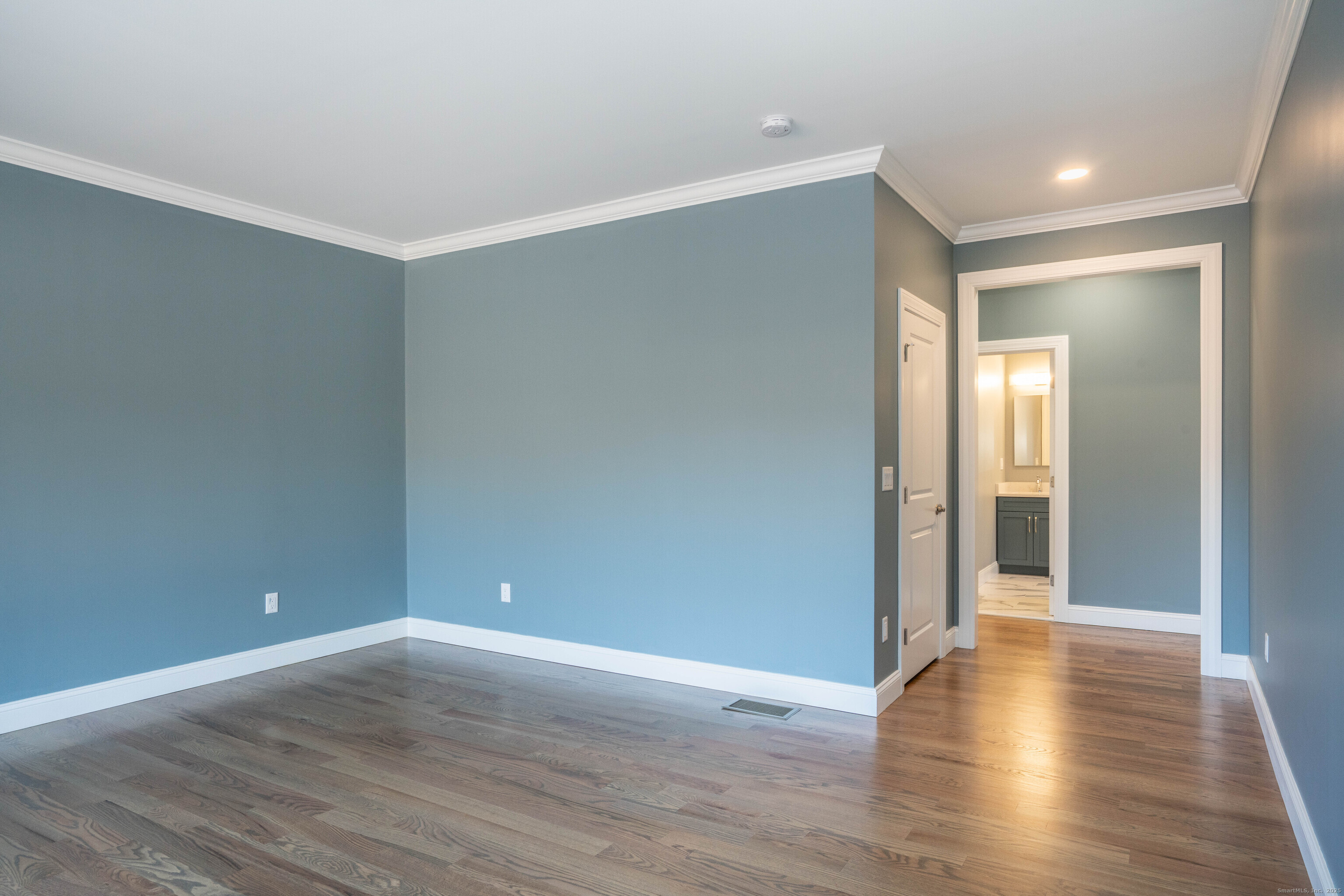 963 High Road Berlin, CT 06037 - Photo 9 of 39 a view of an empty room with wooden floor