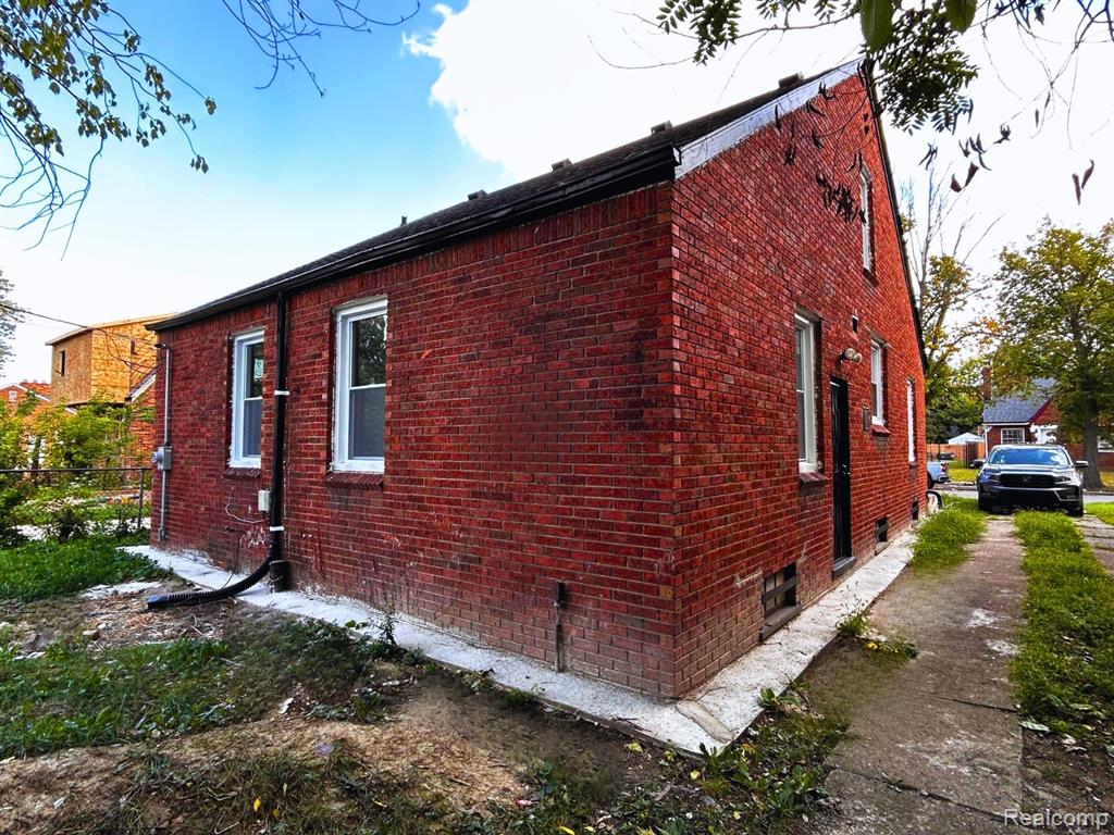 10029 Balfour Road Detroit, MI 48224 - Photo 8 of 34 Gallery Image 8
