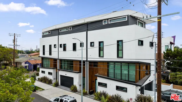 $2,295,000 | 2435 Penmar Avenue, Venice, CA 90291
