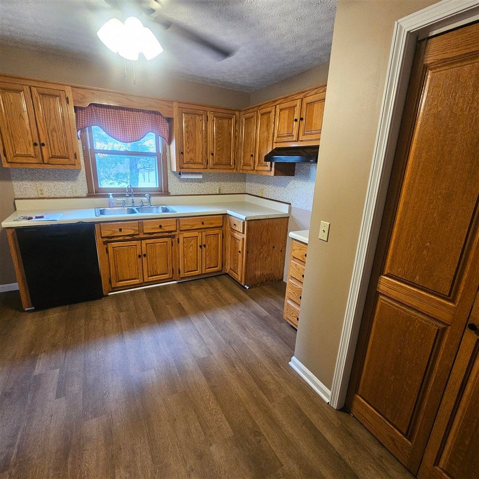 351 Bristletown Road Glasgow, KY 42141 - Photo 9 of 31 Gallery Image 9