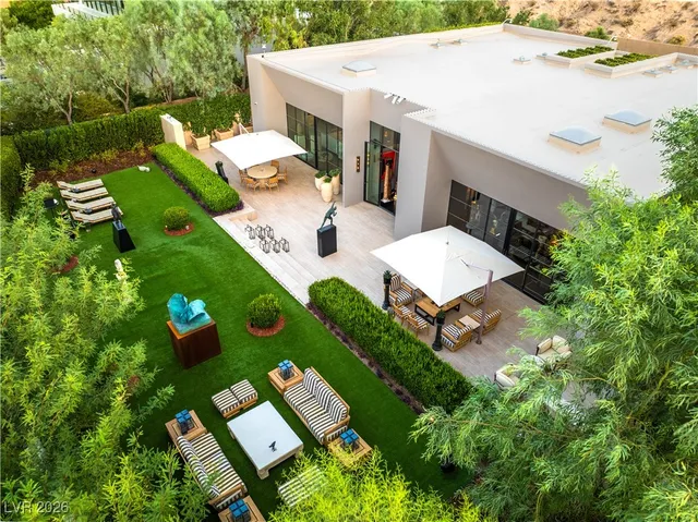 $7,400,000 | 28 Sun Glow Lane, Las Vegas, NV 89135