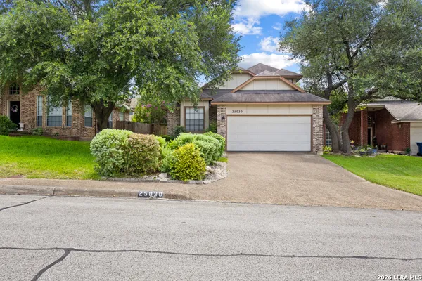 $1,900 | 25030 Summit Creek, San Antonio, TX 78258