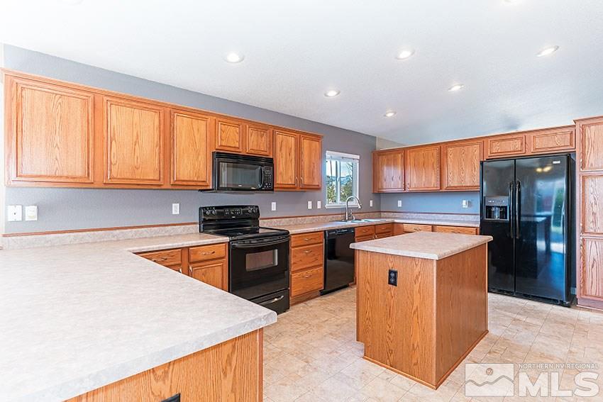 18198 Spruce Lake Court Reno, NV 89508 - Photo 3 of 25 Photo 3