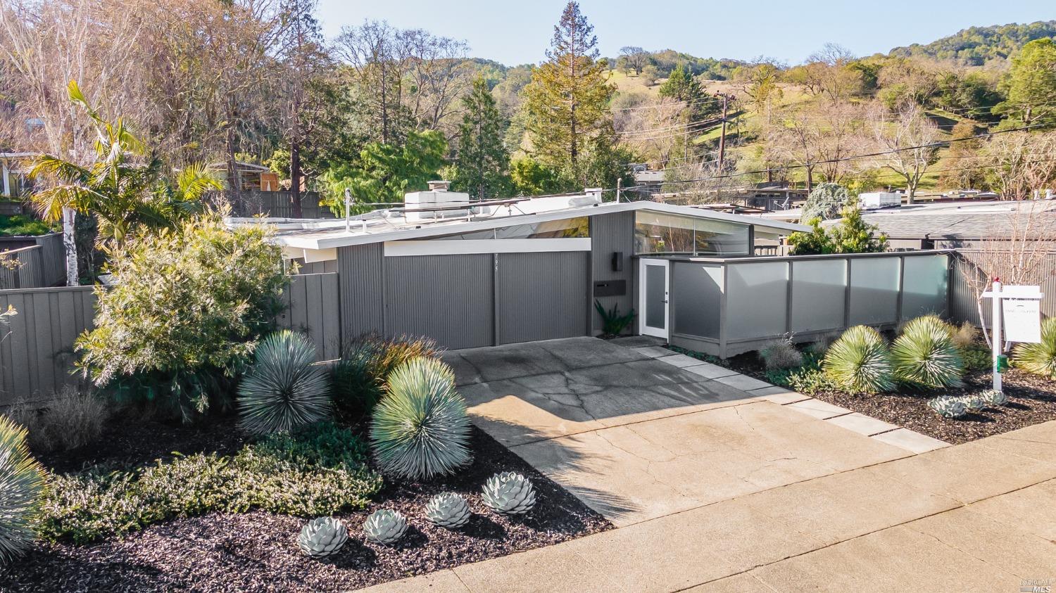 795 Montecillo Road San Rafael, CA 94903 - Photo 1 of 1 a view of a backyard