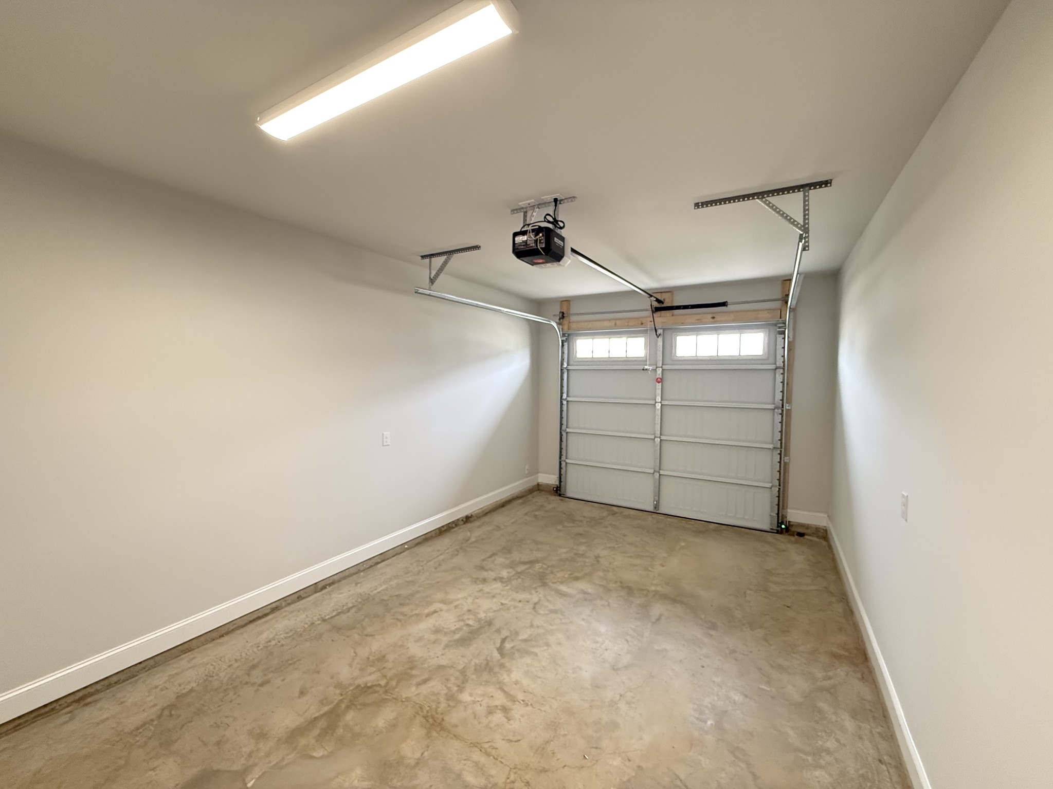 607 Rohan Drive Murfreesboro, TN 37129 - Photo 12 of 24 an empty room with fan