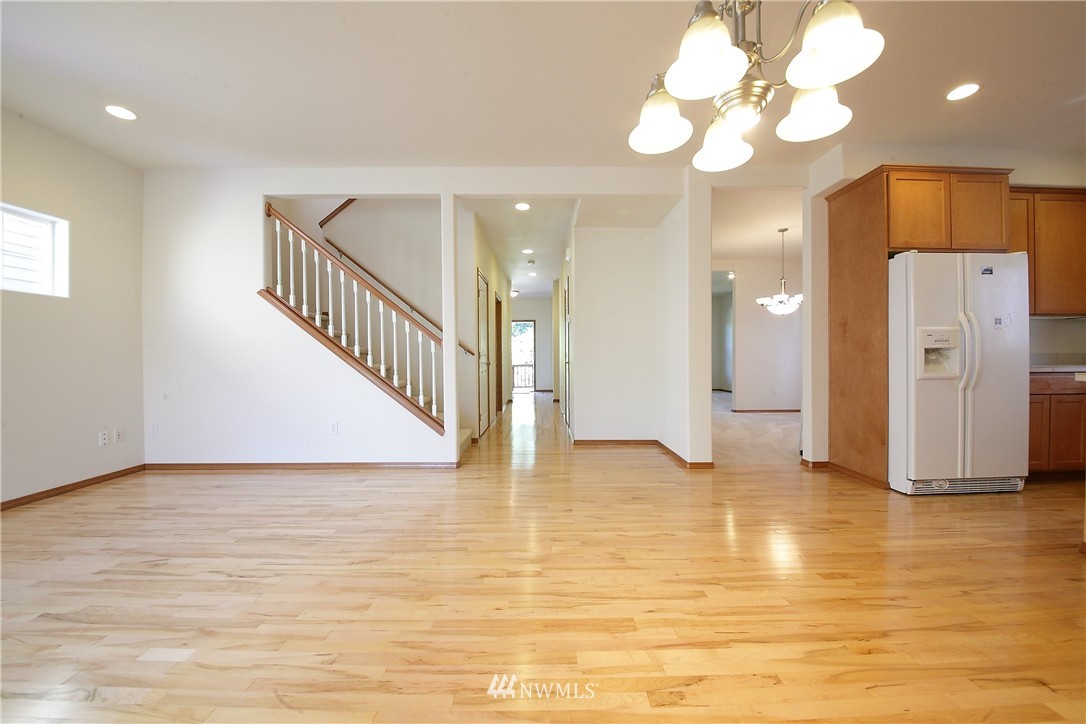 1302 186th Street Southeast Bothell, WA 98012 - Photo 9 of 14