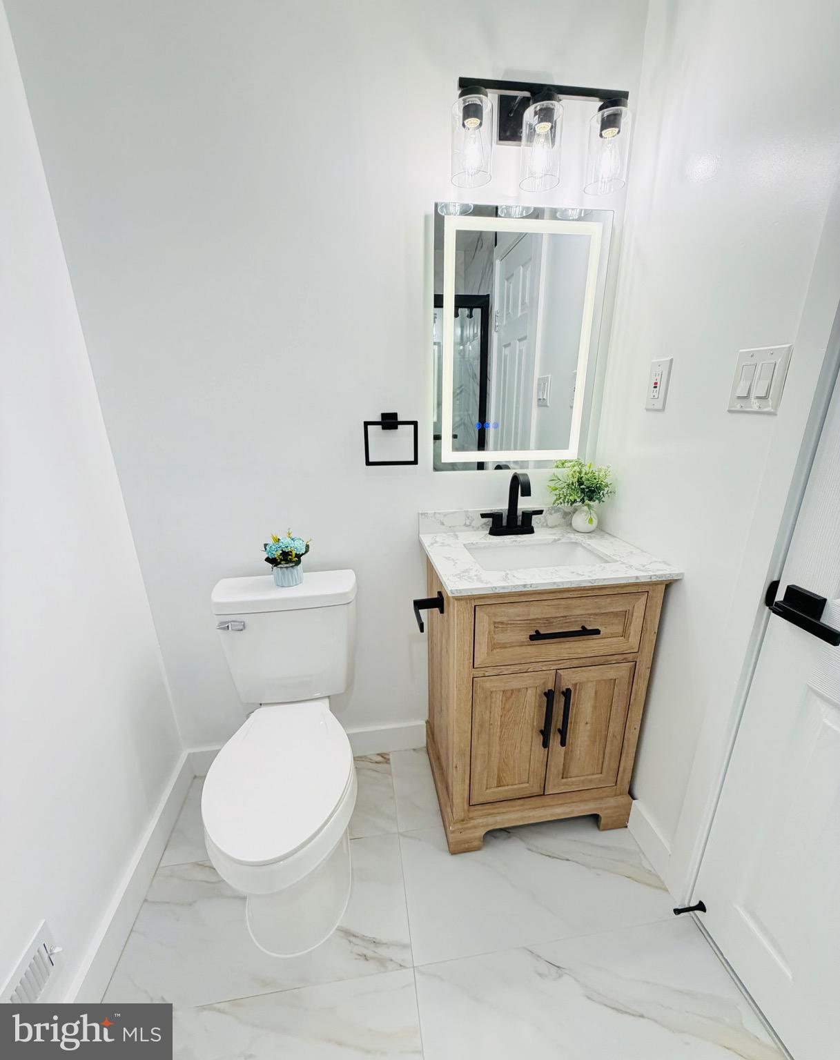 12019 Farwell Road Philadelphia, PA 19154 - Photo 29 of 35 Gallery Image 29