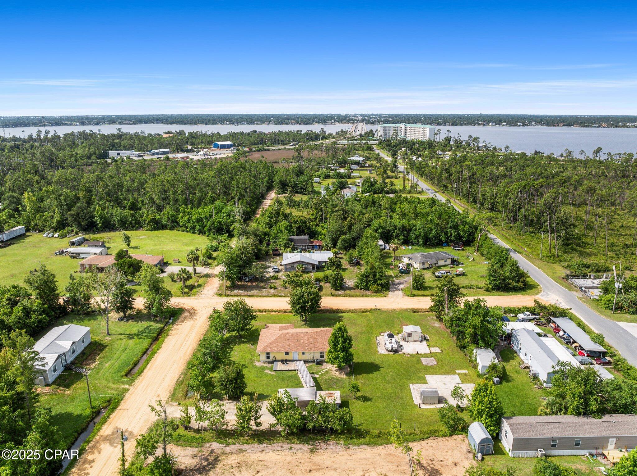 1633 Cox Road Panama City, FL 32409 - Photo 29 of 34 Gallery Image 29