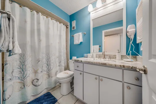 $450,000 | 5801 Thomas Drive, Unit 611, Panama City Beach, FL 32408