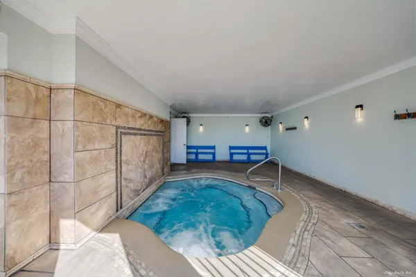 $450,000 | 5801 Thomas Drive, Unit 611, Panama City Beach, FL 32408