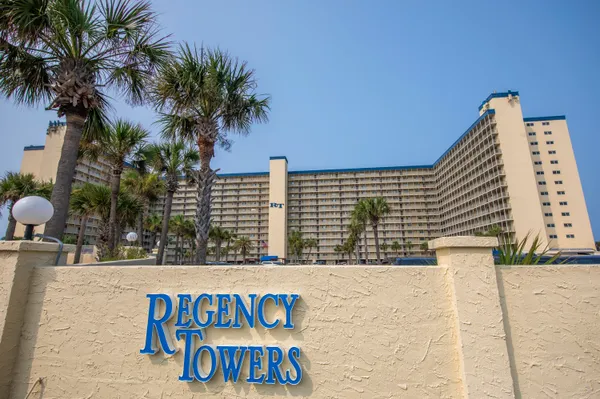$450,000 | 5801 Thomas Drive, Unit 611, Panama City Beach, FL 32408