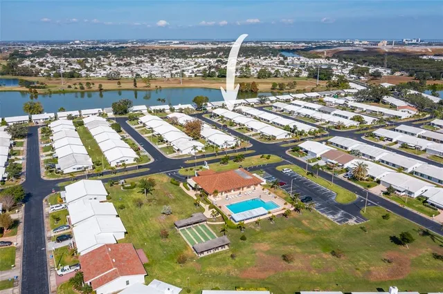 $399,900 | 9235 35th Way North, Unit 6, Pinellas Park, FL 33782