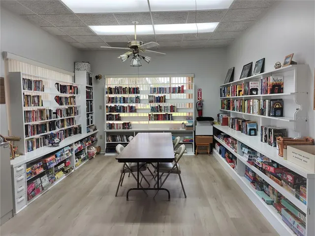 $399,900 | 9235 35th Way North, Unit 6, Pinellas Park, FL 33782