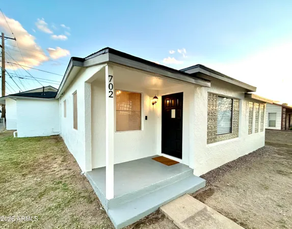 $250,000 | 702 Paxton Avenue, Miami, AZ 85539