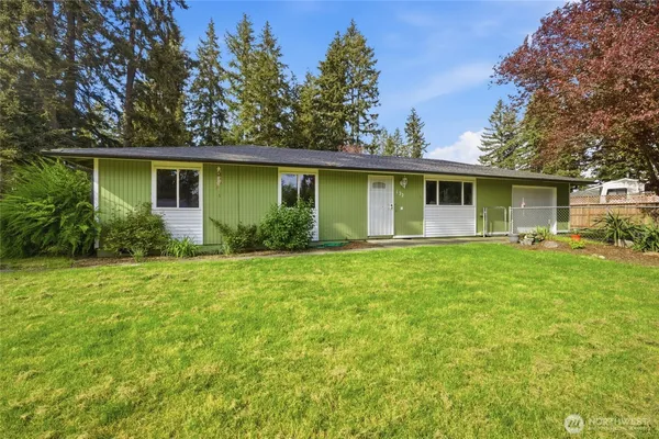 $489,900 | 122 Raintree Loop Southeast, Rainier, WA 98576
