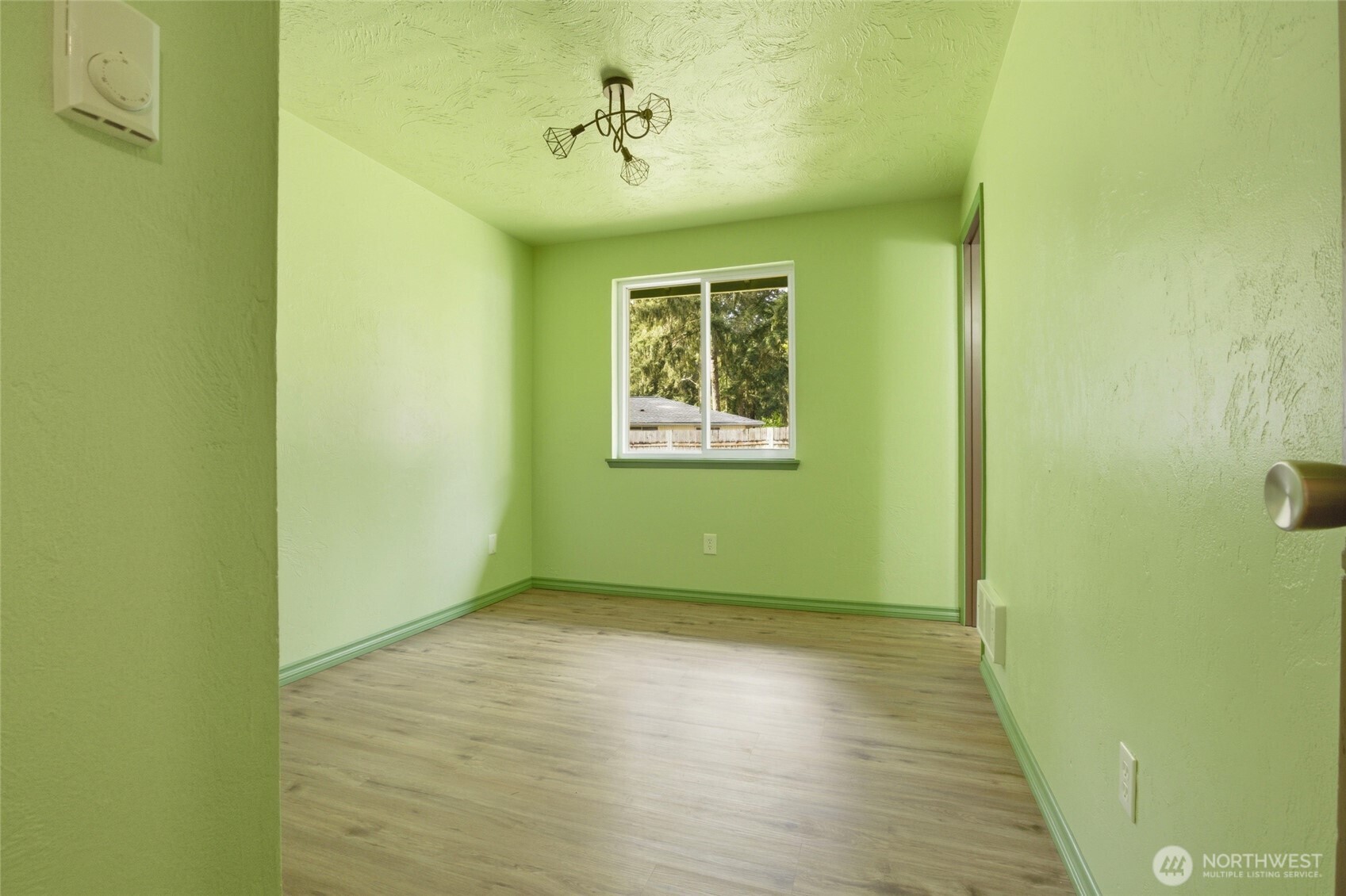 122 Raintree Loop Southeast Rainier, WA 98576 - Photo 17 of 33