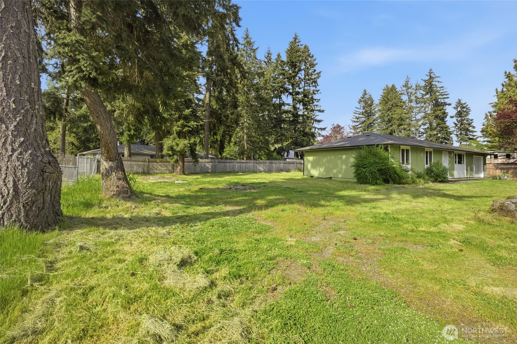 122 Raintree Loop Southeast Rainier, WA 98576 - Photo 20 of 33