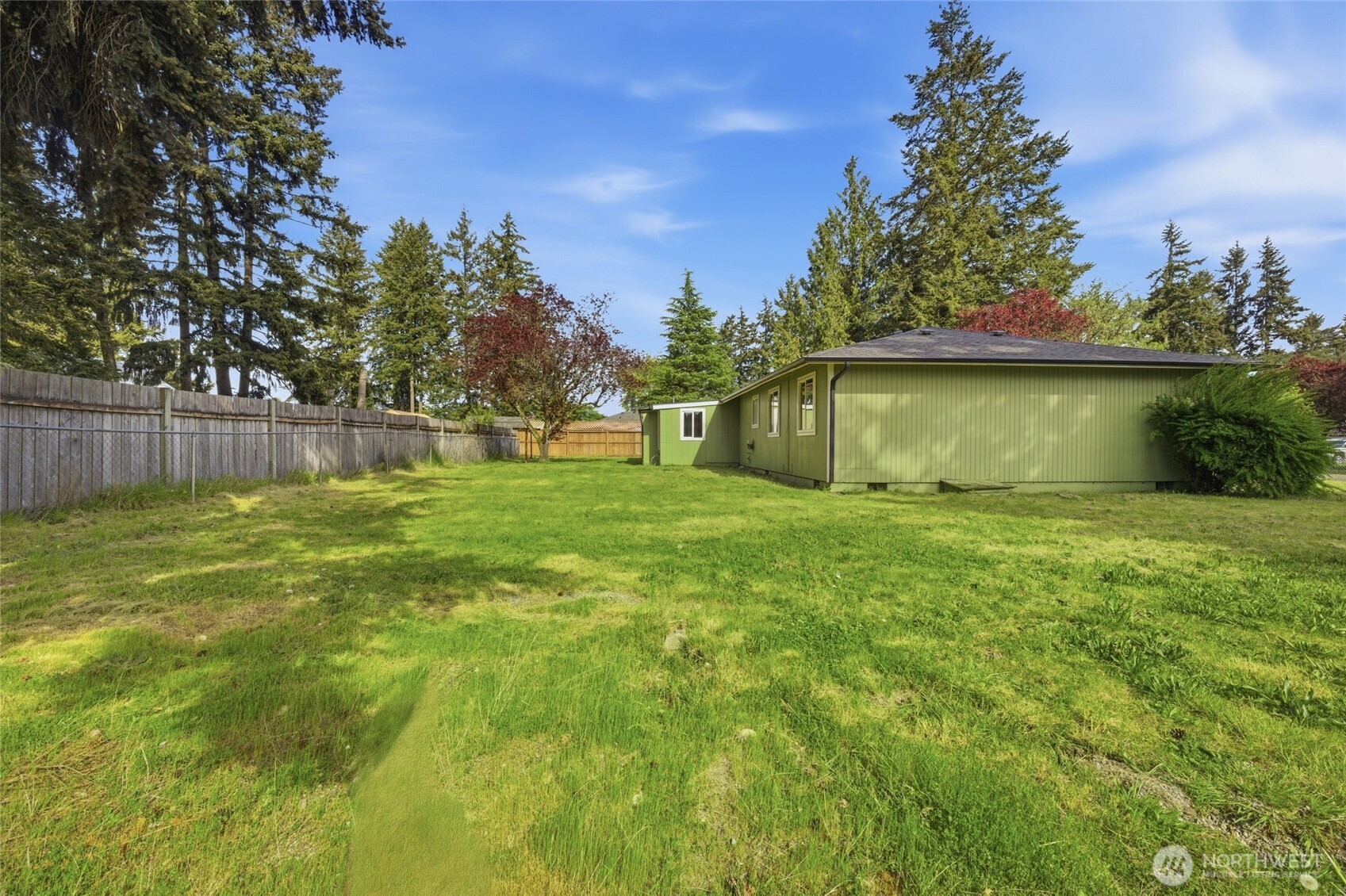 122 Raintree Loop Southeast Rainier, WA 98576 - Photo 21 of 33