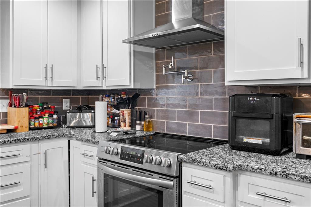 1609 Elm Ridge Way Stone Mountain, GA 30083 - Photo 12 of 29 Gallery Image 12
