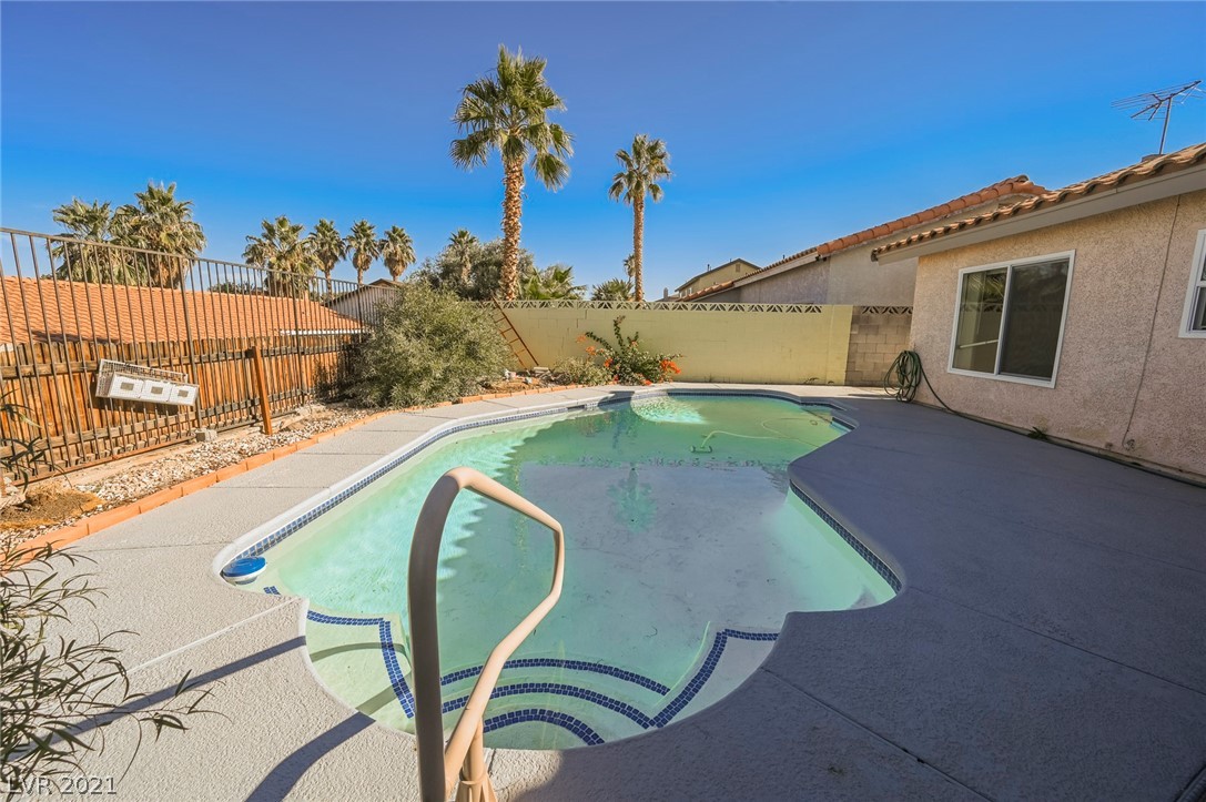 1830 Nuevo Road Henderson, NV 89014 - Photo 10 of 34 Gallery Image 10