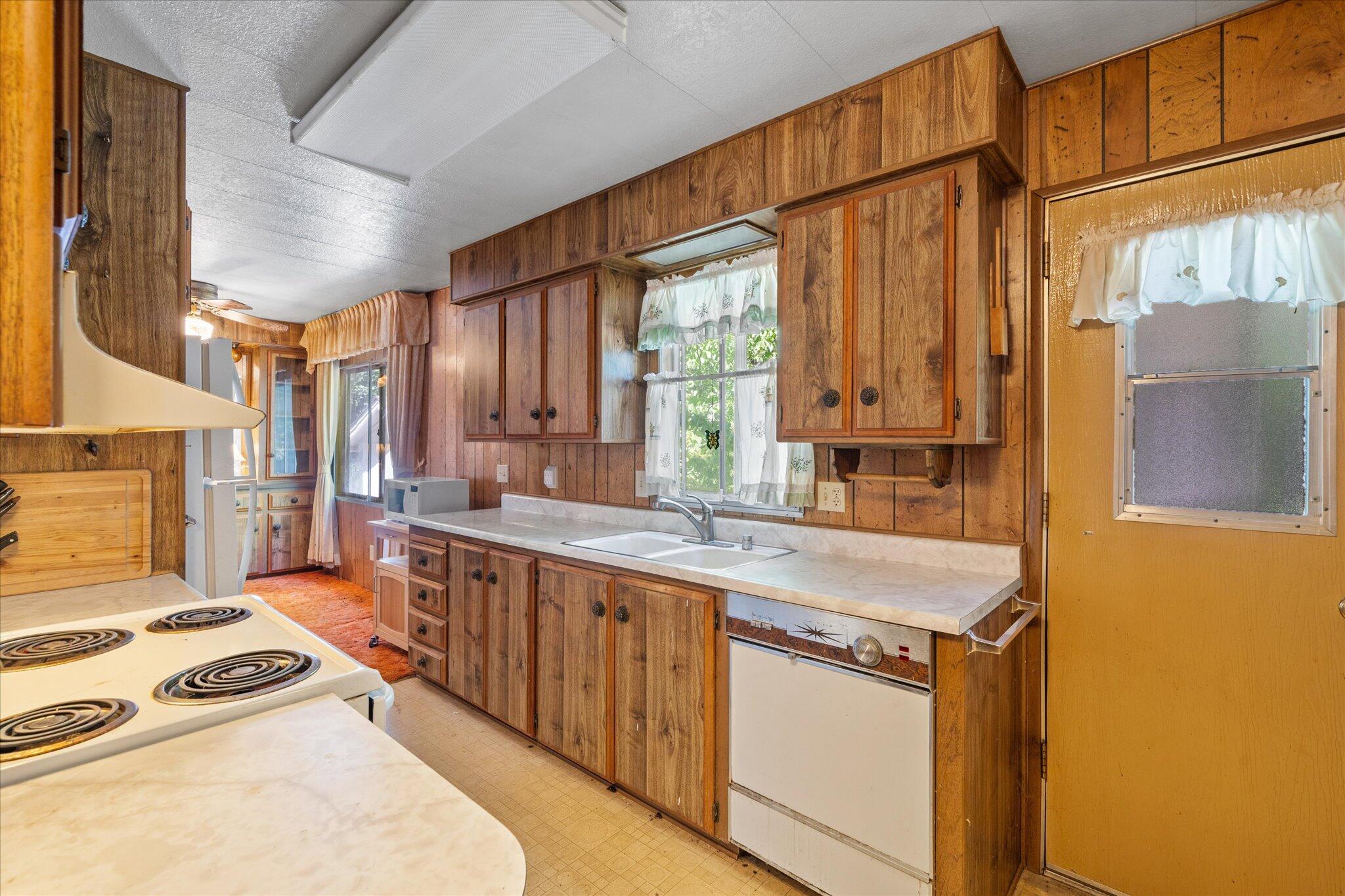 30588 Shingletown Ridge Road Shingletown, CA 96088 - Photo 8 of 44 10-BiggerFlow Real Estate Media-10