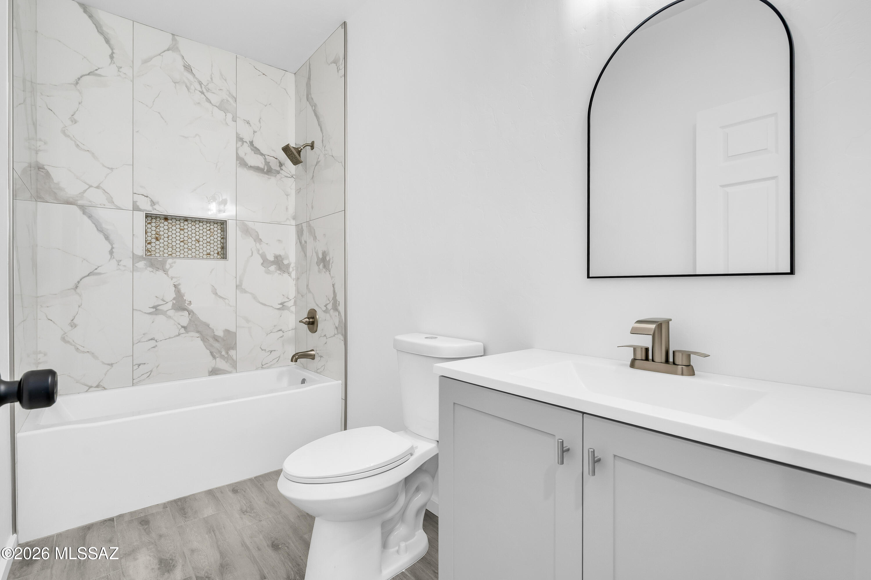 5776 East Hermans Road Tucson, AZ 85756 - Photo 46 of 50 Guest Bathroom.