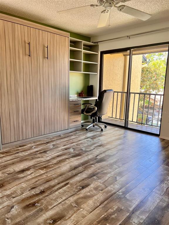 984 Sunridge Drive, Unit J3 Sarasota, FL 34234 - Photo 19 of 31