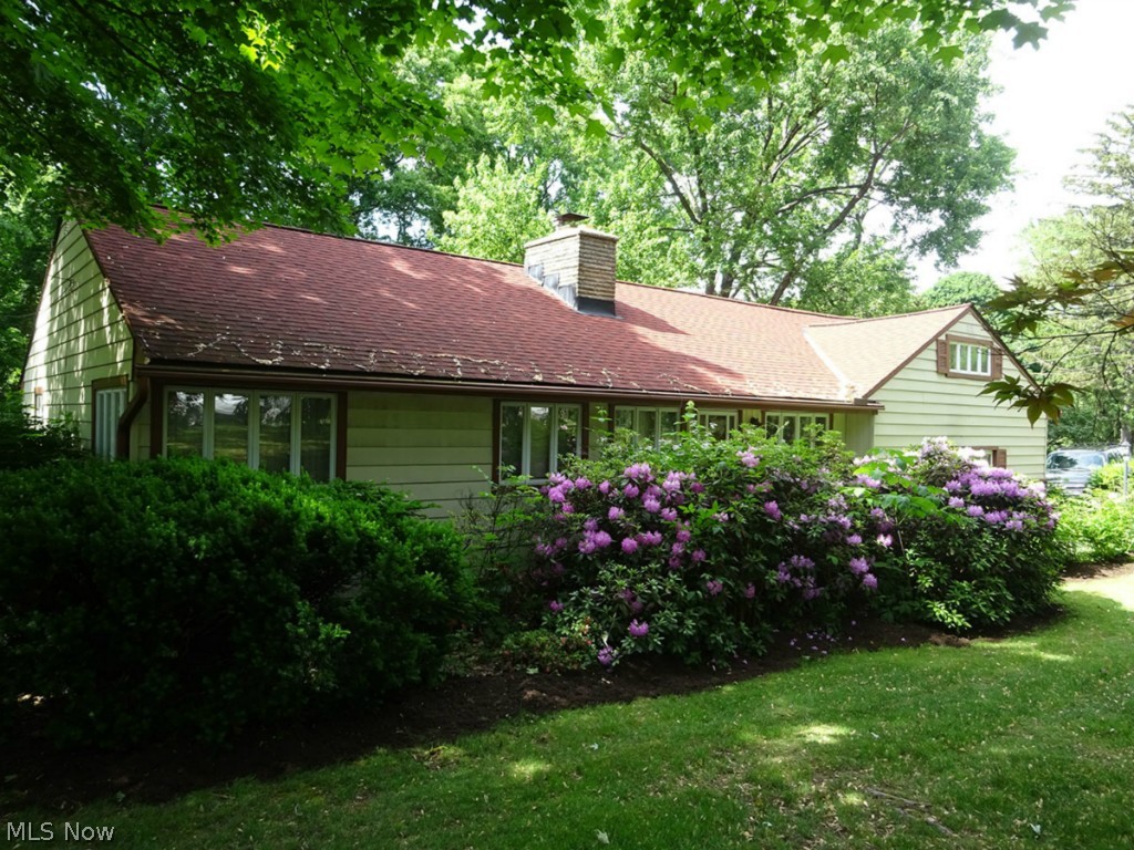 10487 Johnnycake Ridge Road Painesville, OH 44077 - Photo 2 of 9