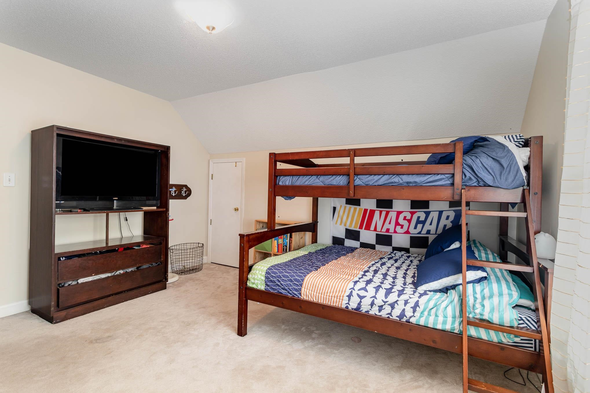 2336 Bolingbrook Lane Raleigh, NC 27613 - Photo 25 of 30 Photo 25