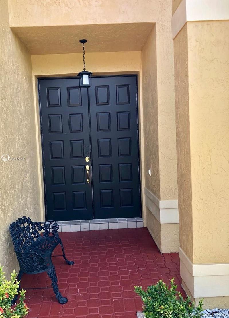 18046 Samba Lane Boca Raton, FL 33496 - Photo 4 of 34