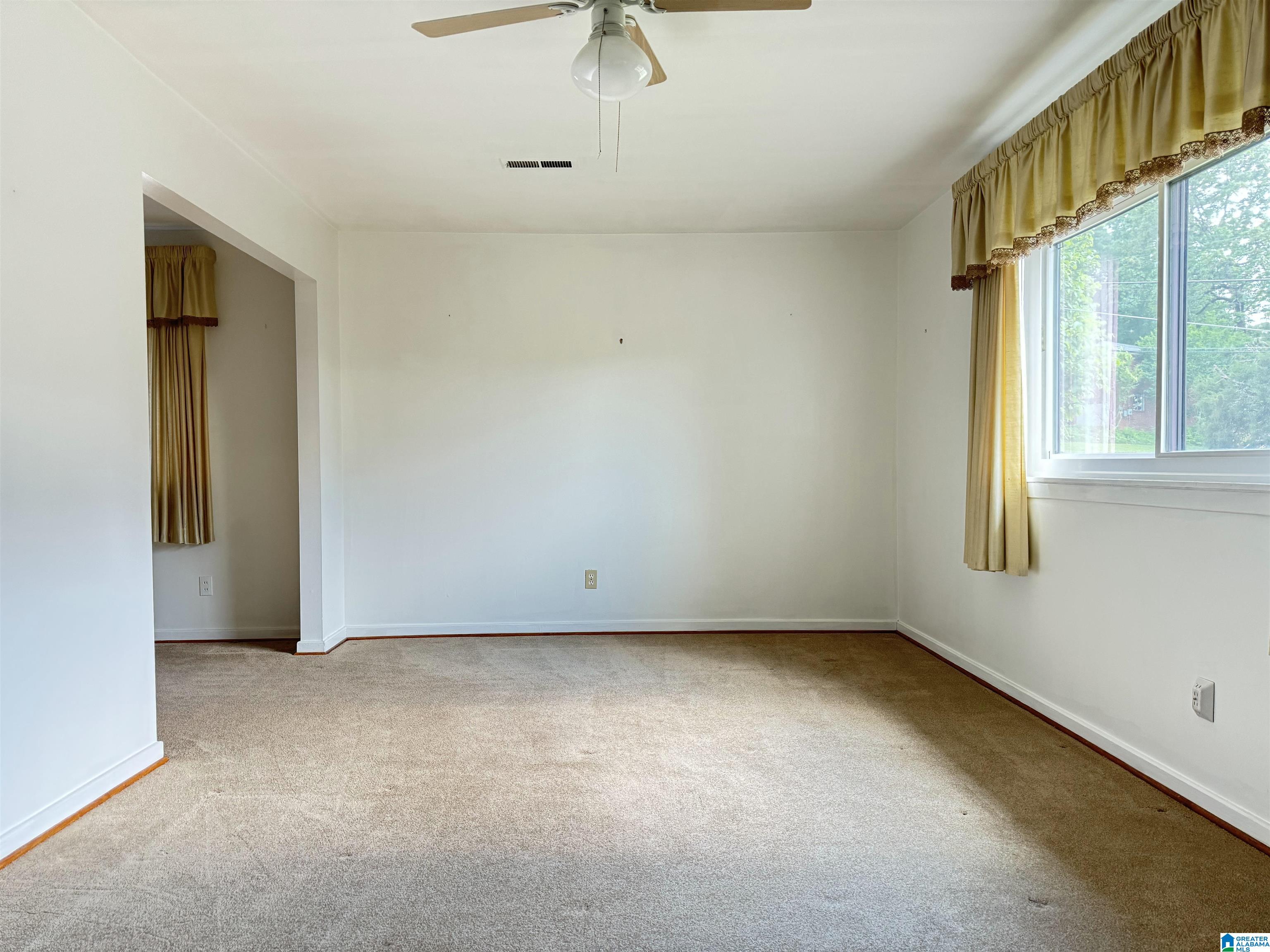 1109 Hardwick Lane Birmingham, AL 35209 - Photo 2 of 60