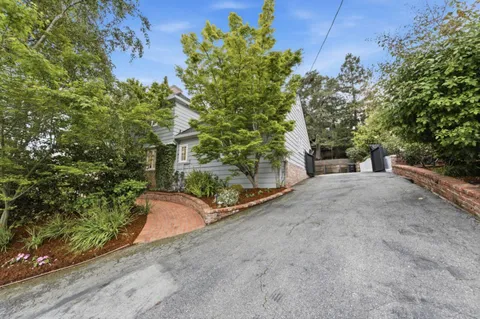 $3,989,000 | 2835 Hillside Drive, Burlingame, CA 94010