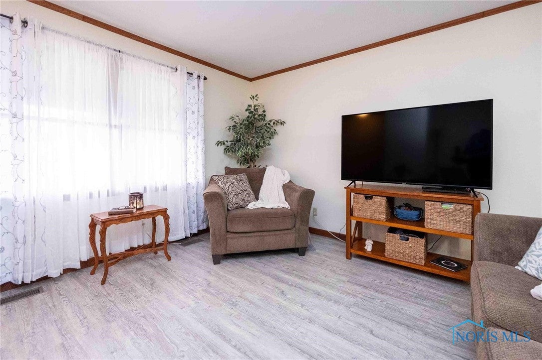 1050 Fox Run Road, Unit 1 Findlay, OH 45840 - Photo 7 of 39 Gallery Image 7