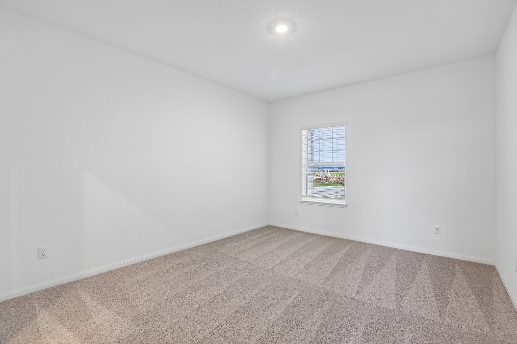 18400 Stellers Sea Street Elgin, TX 78621 - Photo 14 of 40